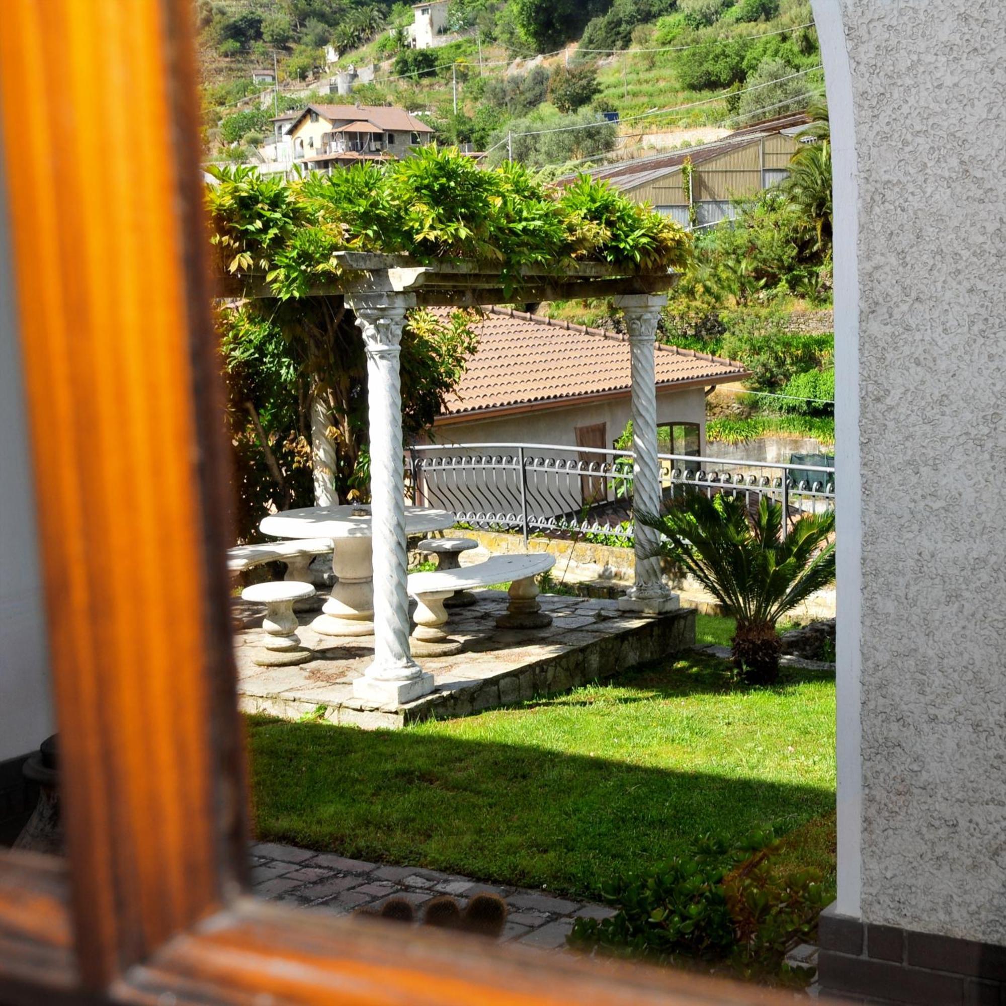 Le Rose Villa San Biagio della Cima Room photo